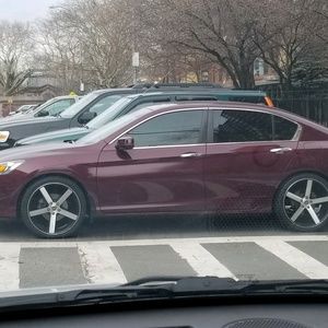 Meet your Posher, Pablo